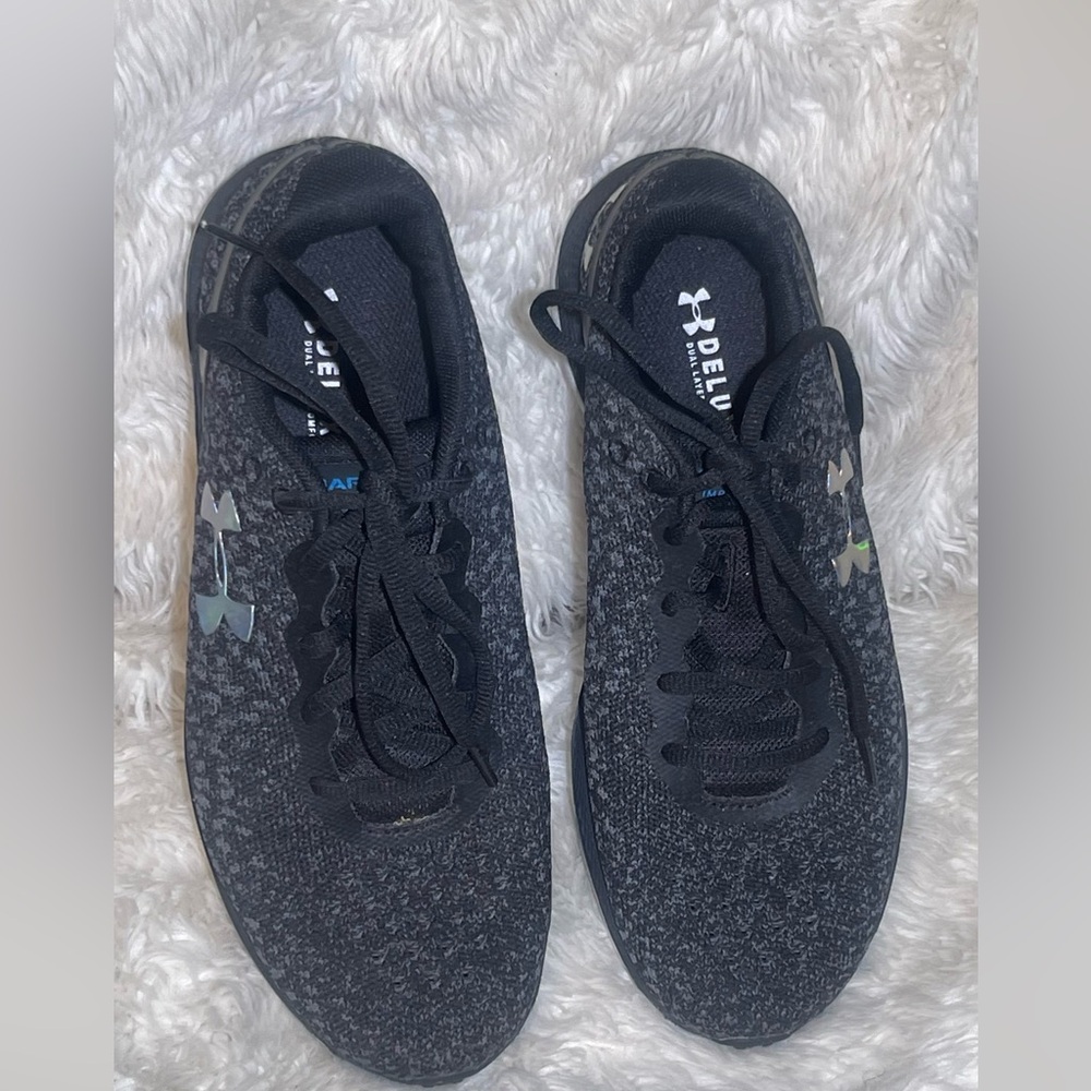 Under Armour charged impulse knit women’s running Sneakers size 9
